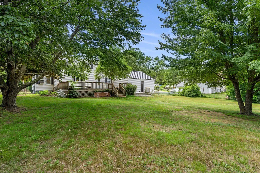 179 Sherburne Road Portsmouth NH 03801