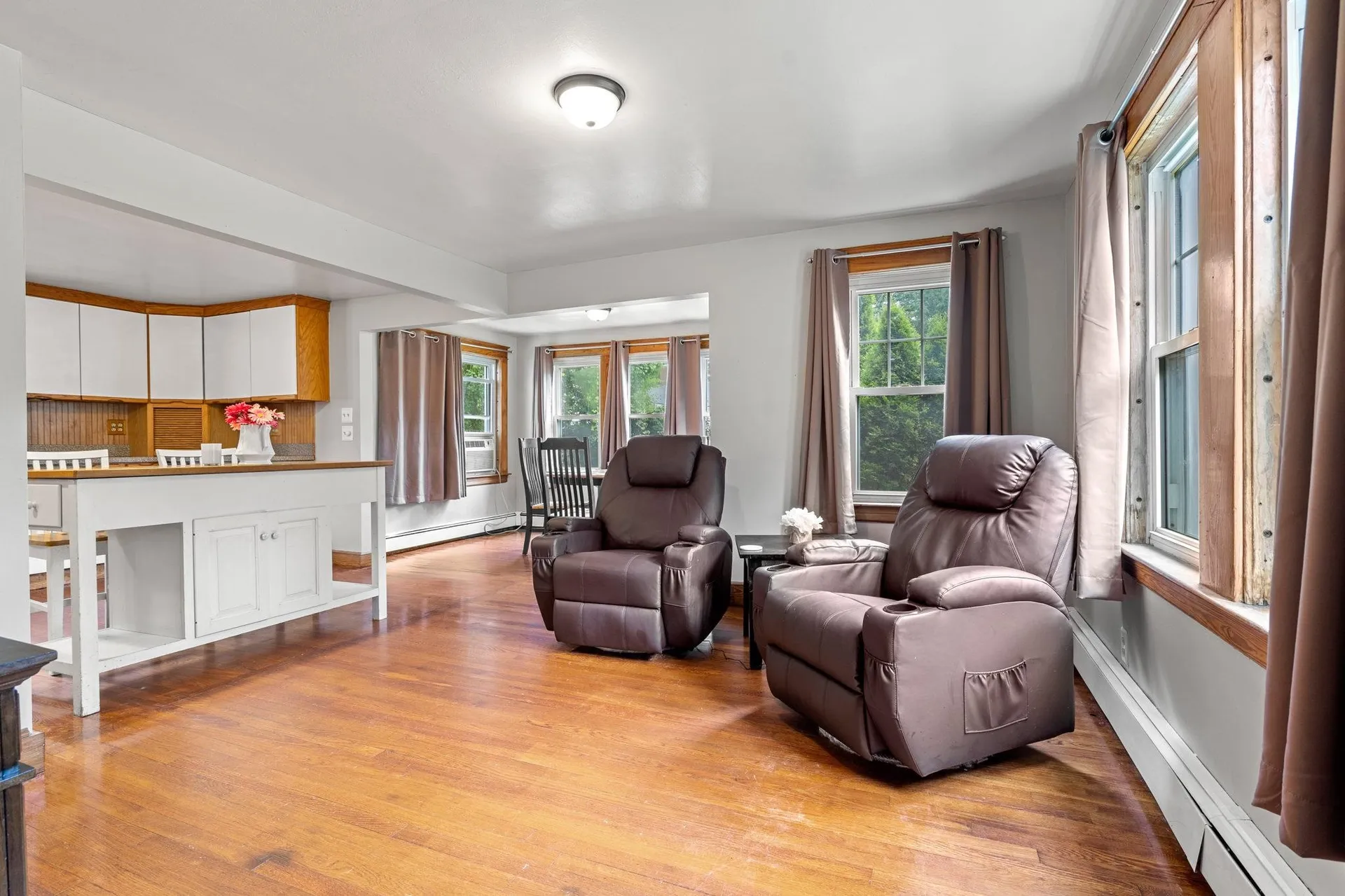 179 Sherburne Road Portsmouth NH 03801