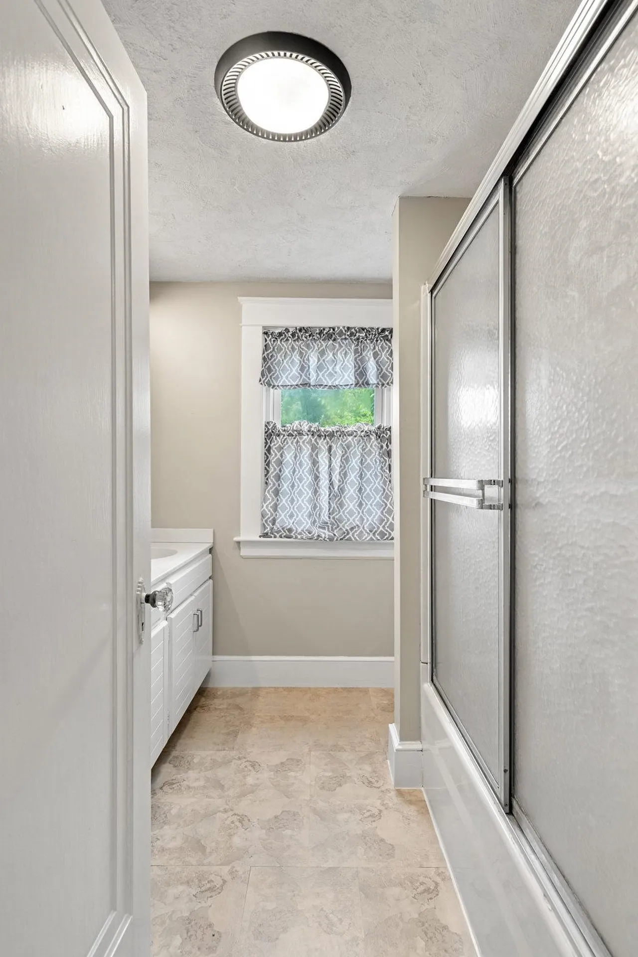 179 Sherburne Road Portsmouth NH 03801
