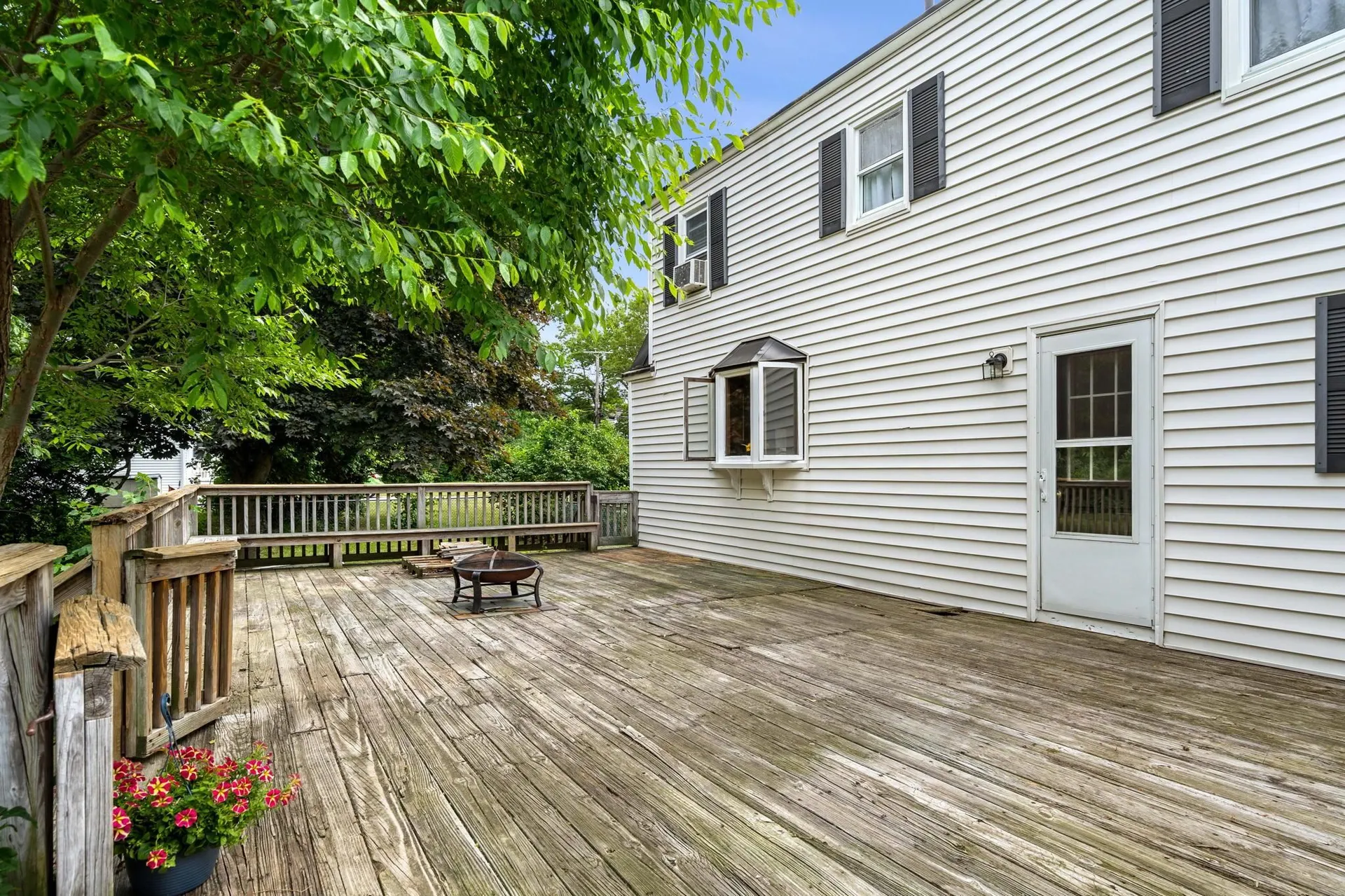 179 Sherburne Road Portsmouth NH 03801