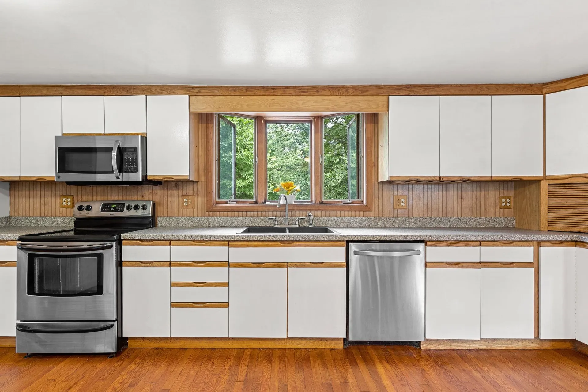 179 Sherburne Road Portsmouth NH 03801