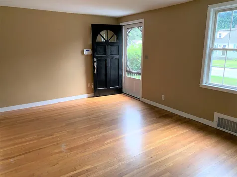 81 Decatur Road Portsmouth NH 03801