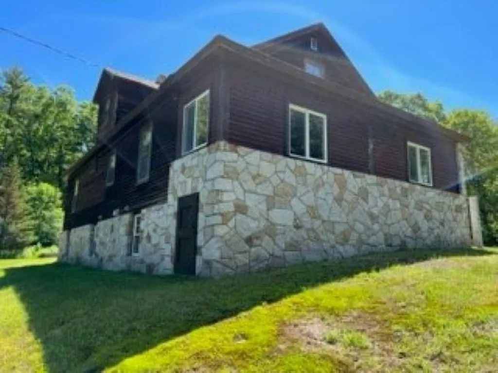 315 Hackett Hill Road Hooksett NH 03106