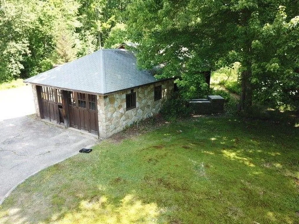 315 Hackett Hill Road Hooksett NH 03106