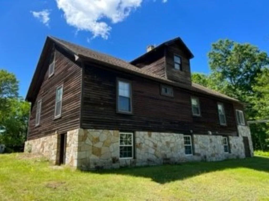 315 Hackett Hill Road Hooksett NH 03106