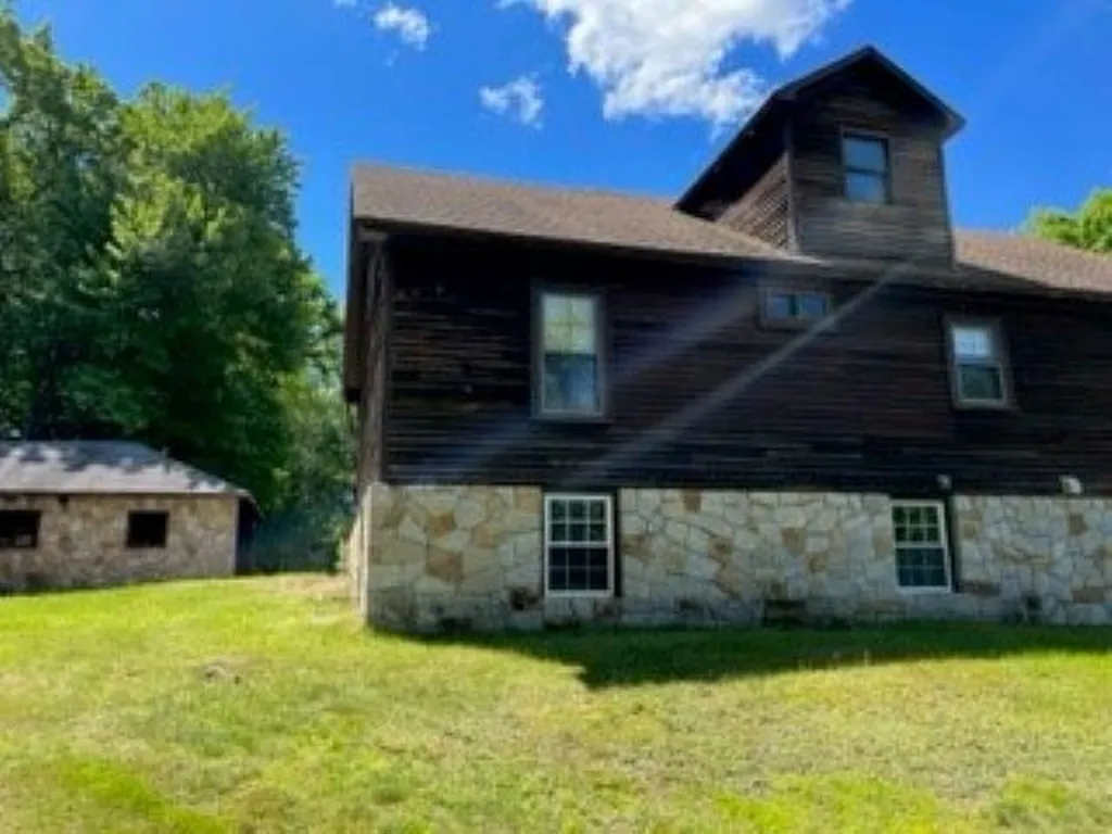 315 Hackett Hill Road Hooksett NH 03106