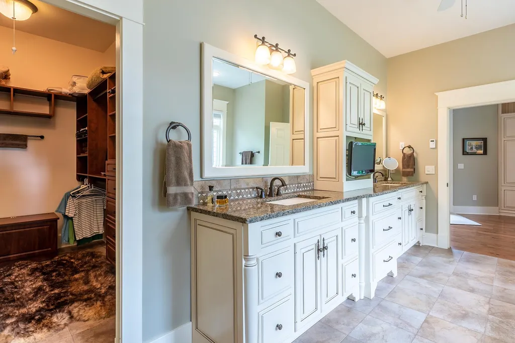 500-520 Partridge Hill Manchester VT 05255