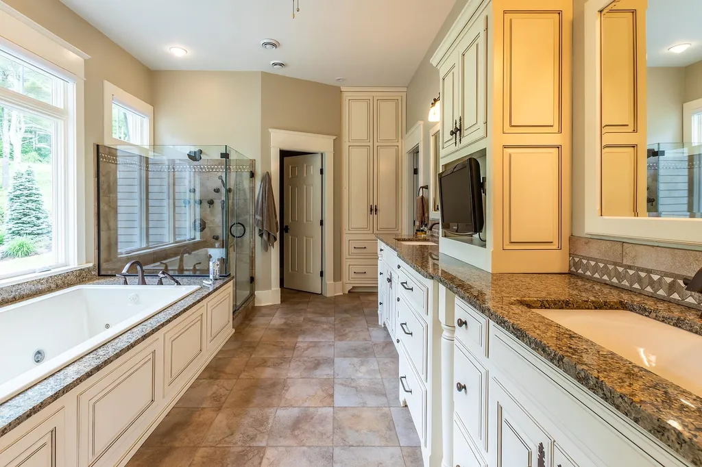 500-520 Partridge Hill Manchester VT 05255