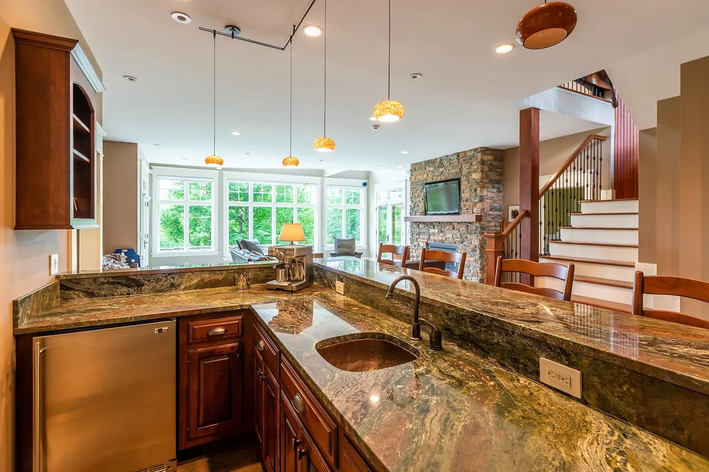 500-520 Partridge Hill Manchester VT 05255
