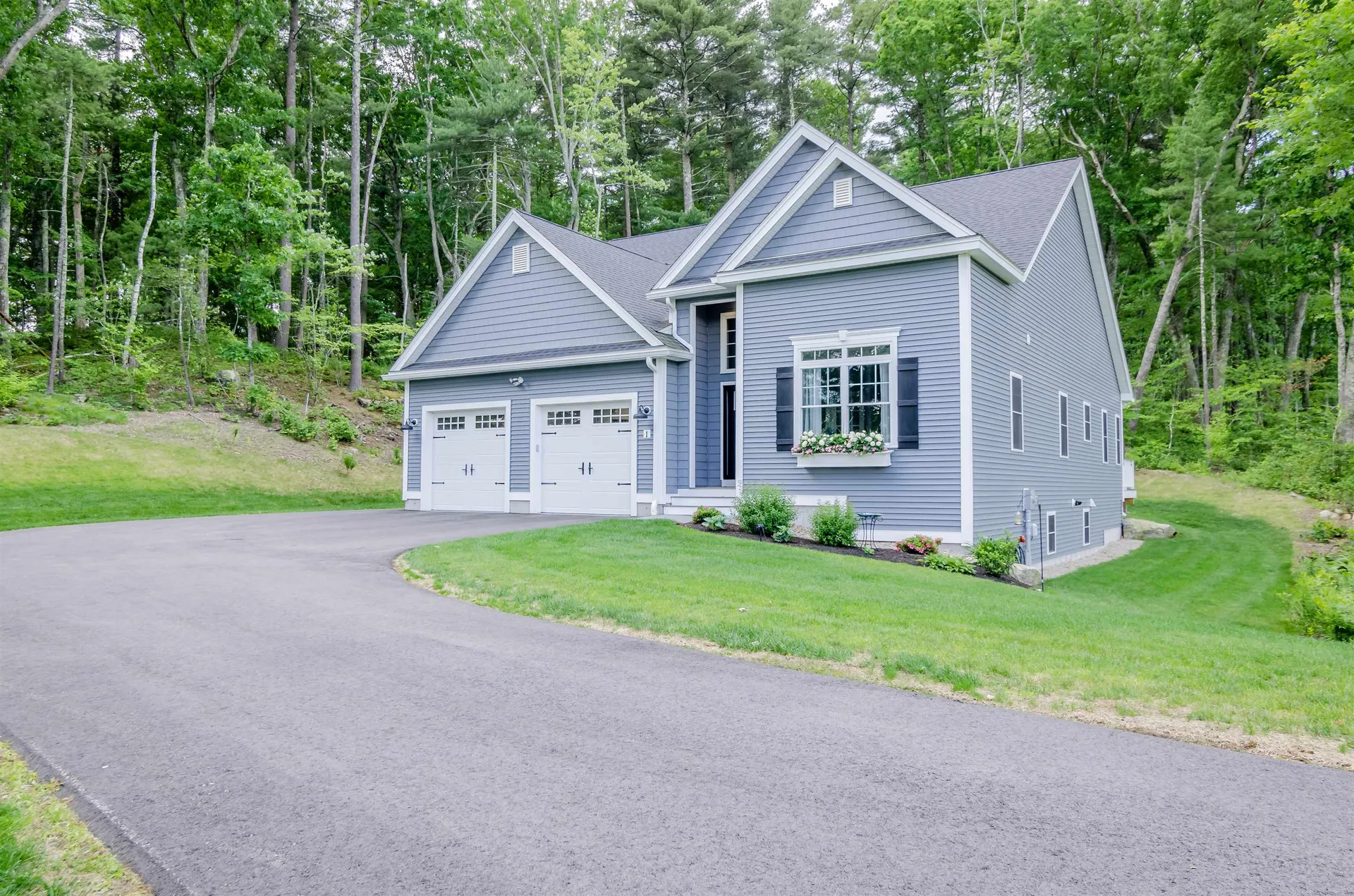 1 Catalpa Road Salem NH 03079