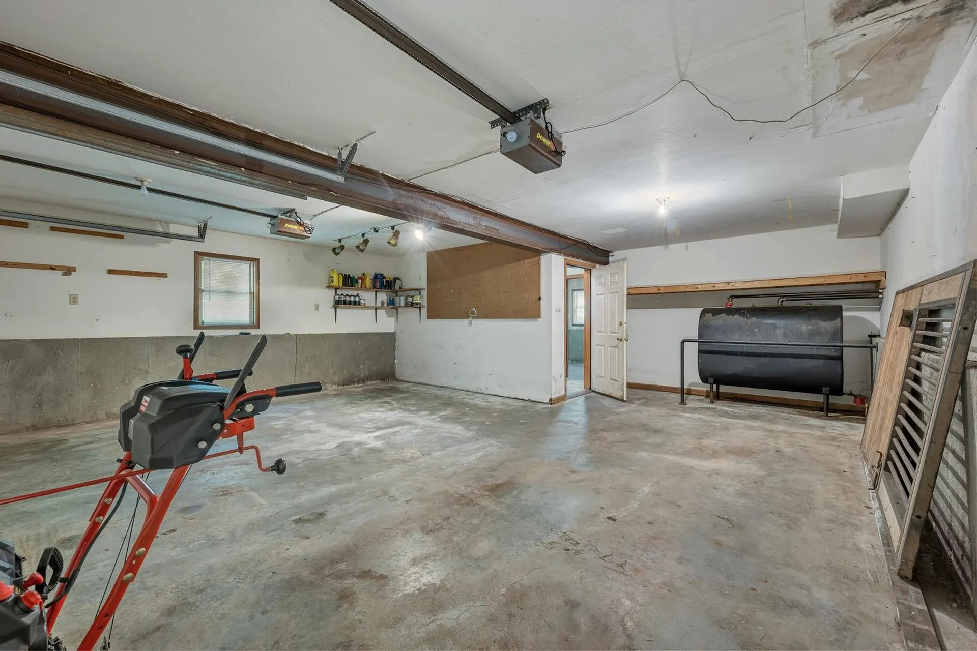 16 Cross Lane Gilford NH 03249
