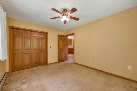 16 Cross Lane Gilford NH 03249