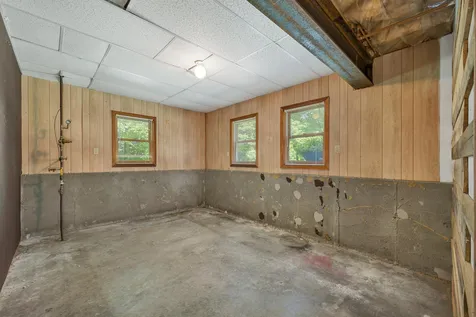 16 Cross Lane Gilford NH 03249