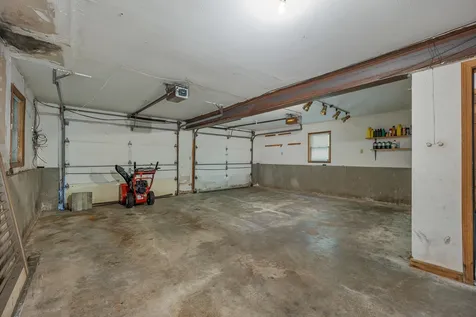 16 Cross Lane Gilford NH 03249