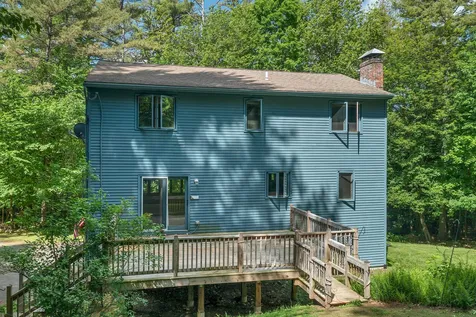 16 Cross Lane Gilford NH 03249