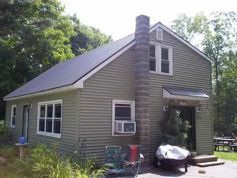 6 Richard Court Raymond NH 03077