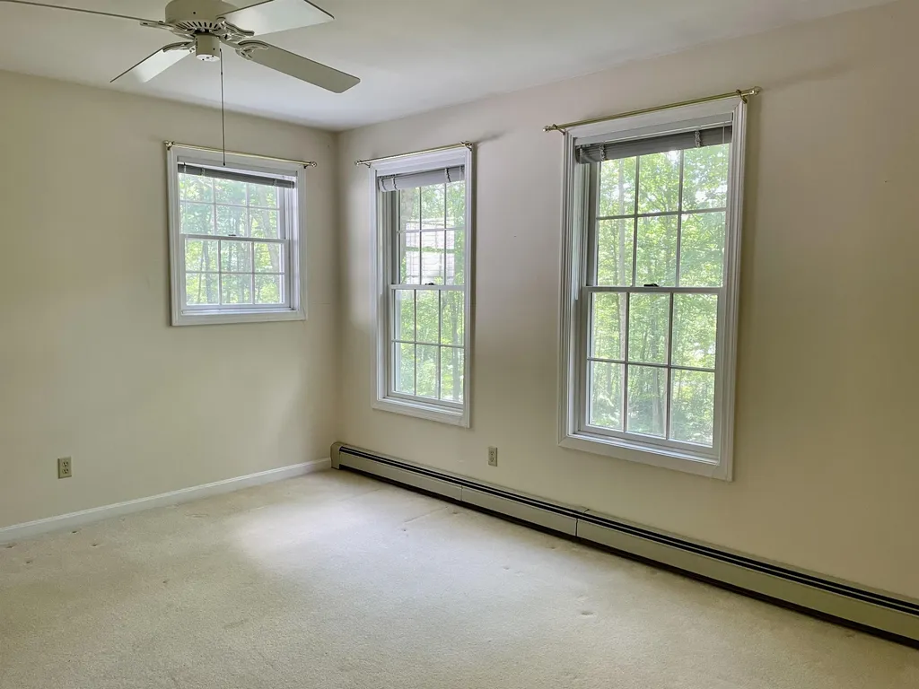 27 Hemlock Court Newfields NH 03856