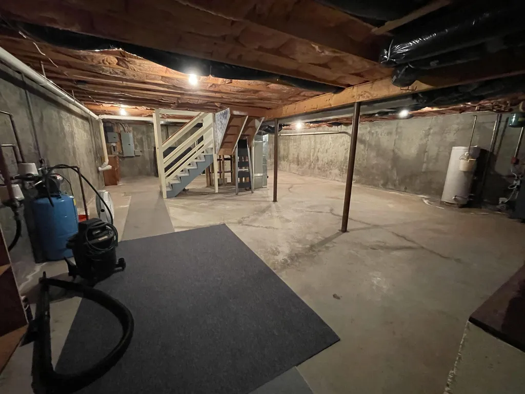 27 Hemlock Court Newfields NH 03856