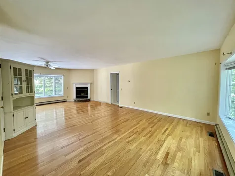 27 Hemlock Court Newfields NH 03856
