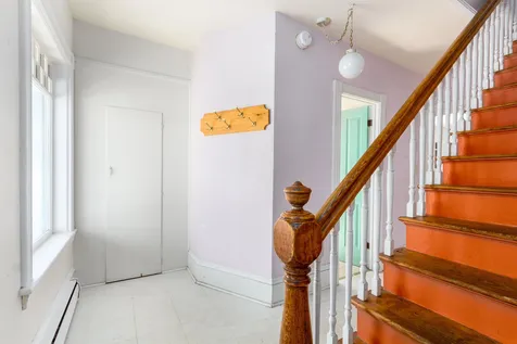21 Nash Place Burlington VT 05401