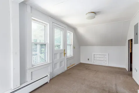 21 Nash Place Burlington VT 05401