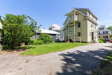 21 Nash Place Burlington VT 05401