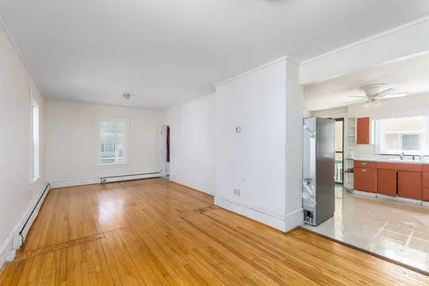 21 Nash Place Burlington VT 05401