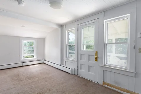 21 Nash Place Burlington VT 05401