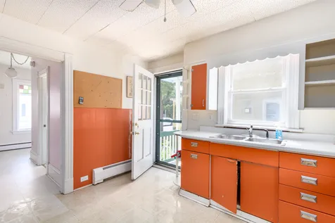 21 Nash Place Burlington VT 05401