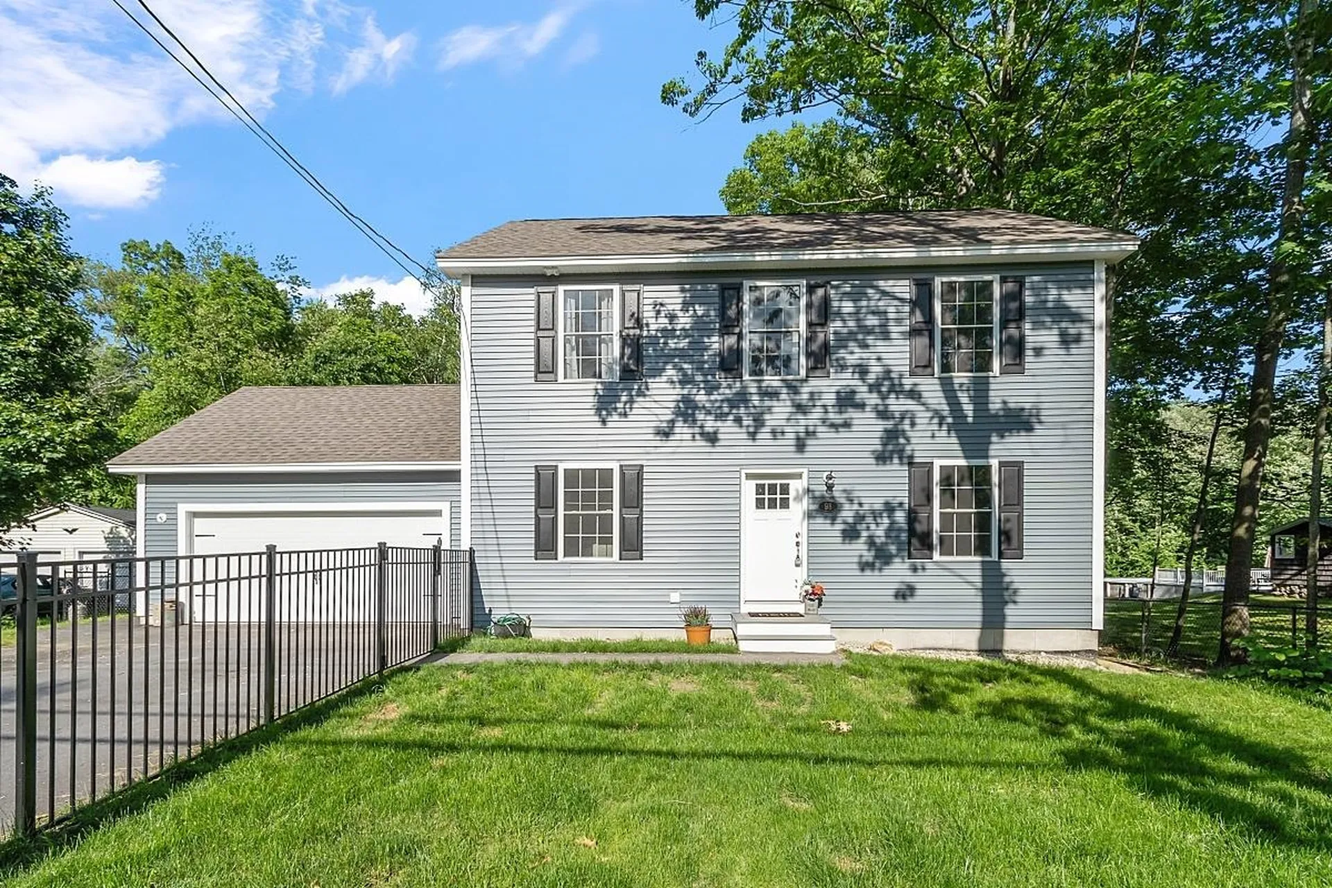 98 Huse Road Manchester NH 03103