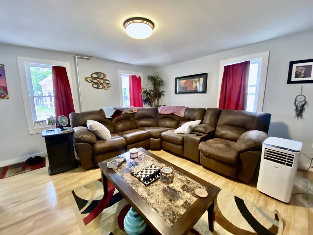 21 Silver Street Somersworth NH 03878