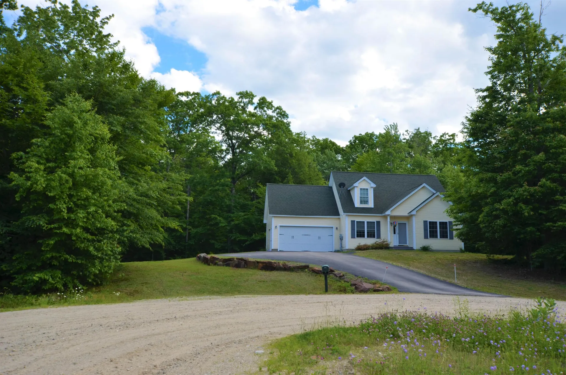 13 Pinehurst Drive Bennington NH 03442
