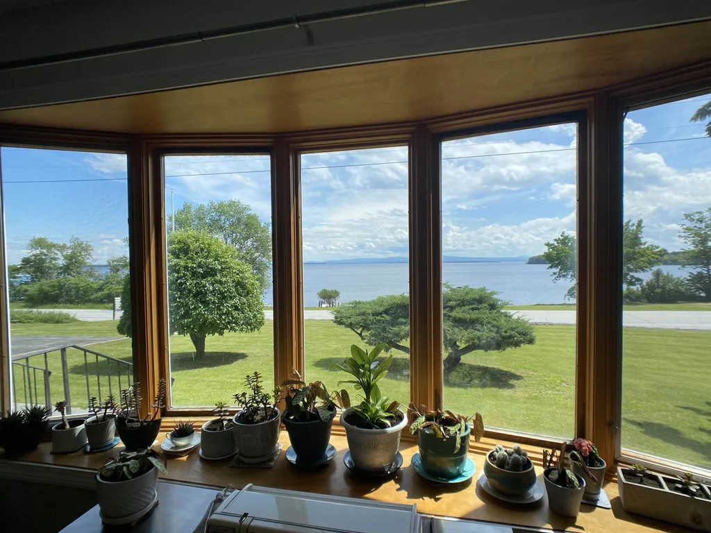 487 Us Route 2 North Hero VT 05474