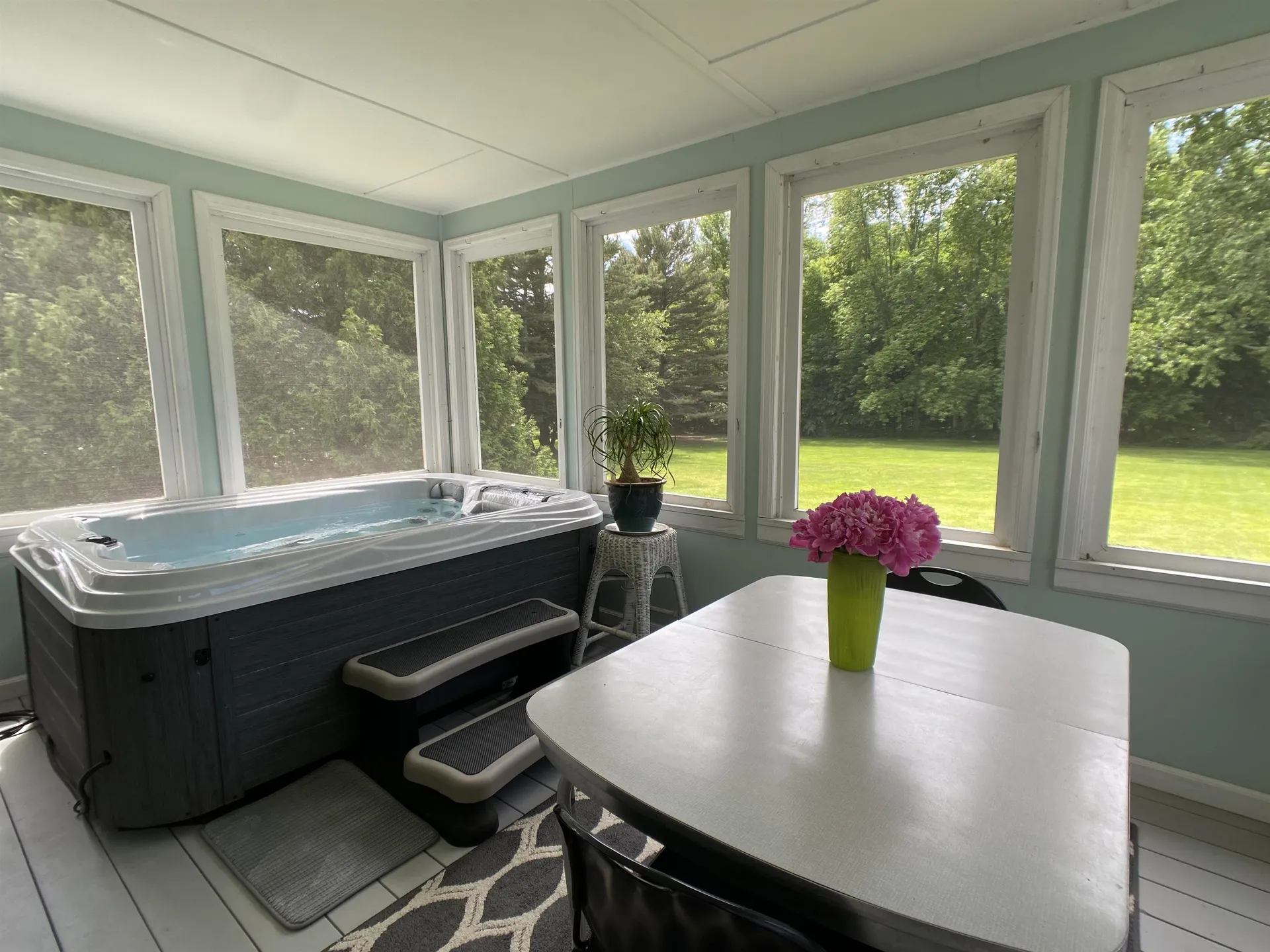 487 Us Route 2 North Hero VT 05474