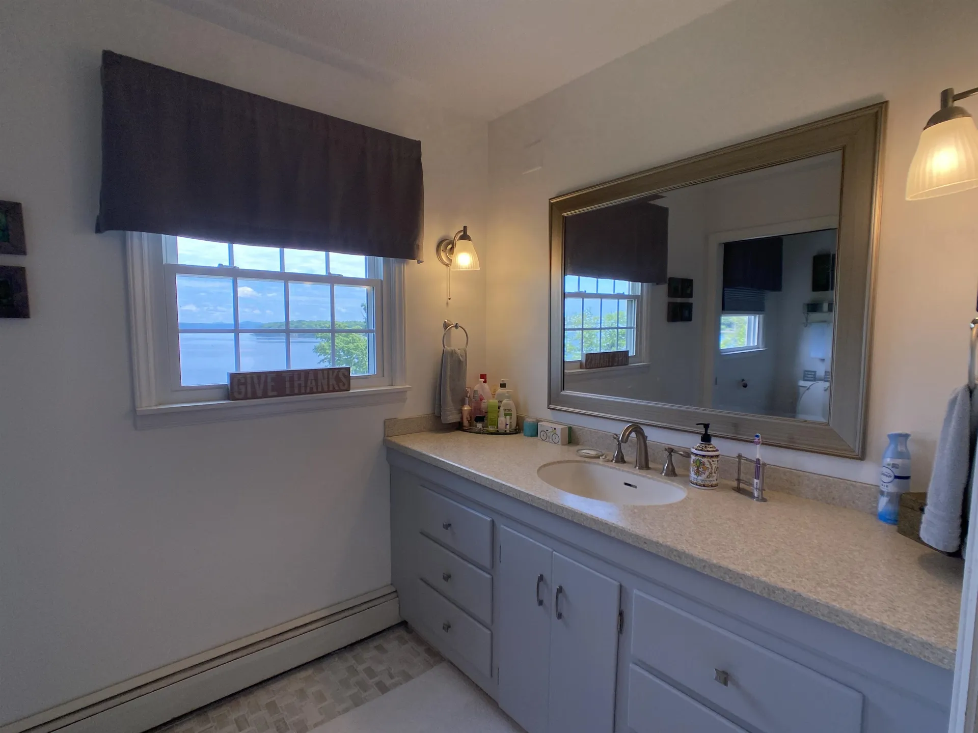 487 Us Route 2 North Hero VT 05474