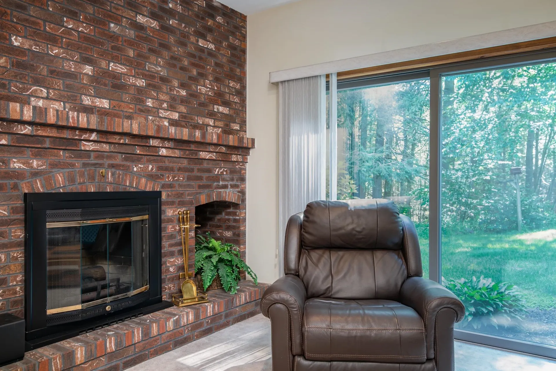 17 Stowecroft Drive Hampton NH 03842