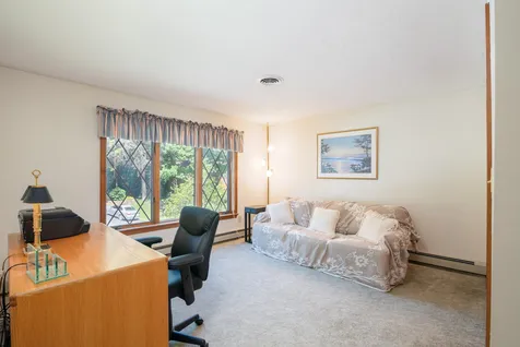 17 Stowecroft Drive Hampton NH 03842
