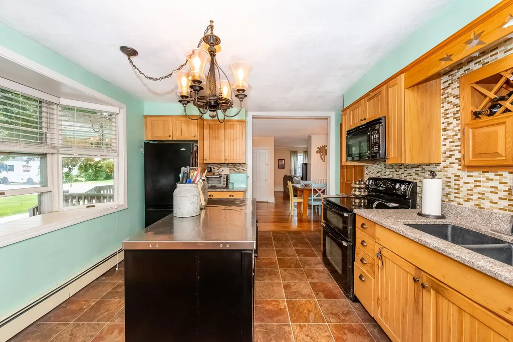 5 Hussey Street Rochester NH 03867