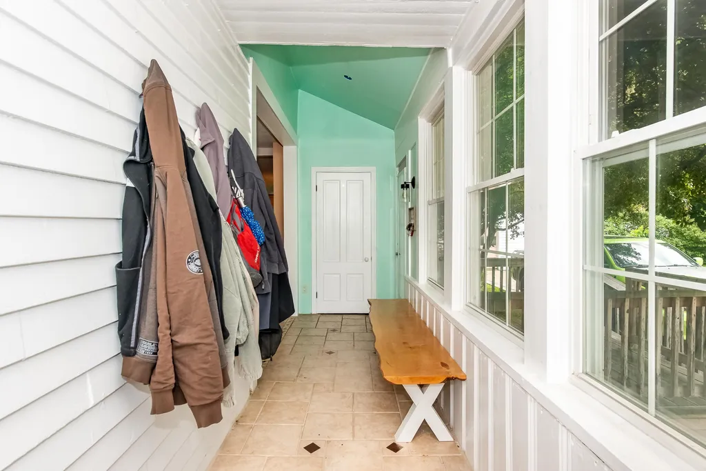 5 Hussey Street Rochester NH 03867