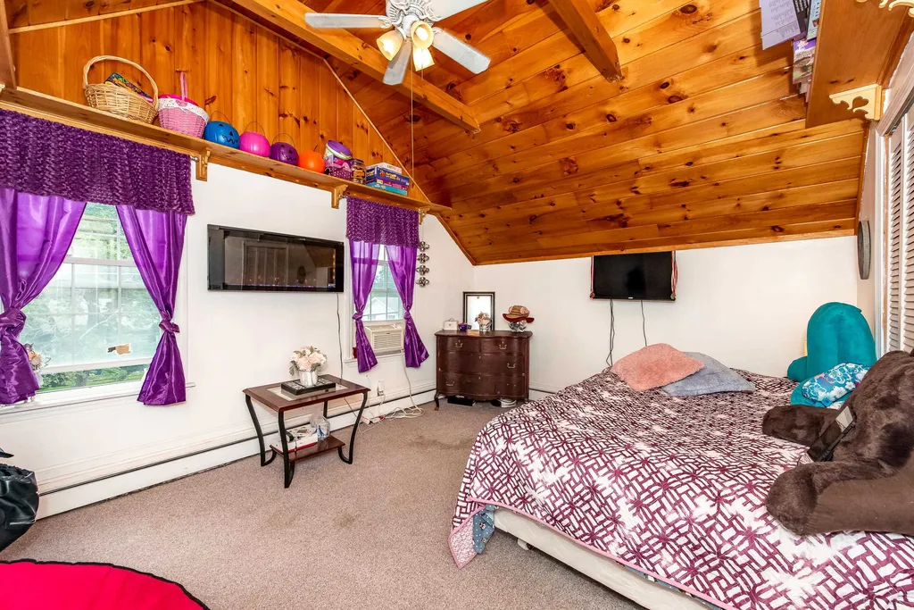 5 Hussey Street Rochester NH 03867