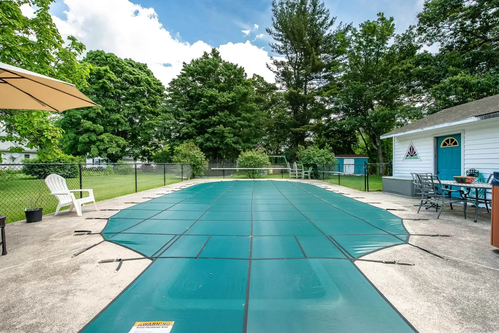 5 Hussey Street Rochester NH 03867