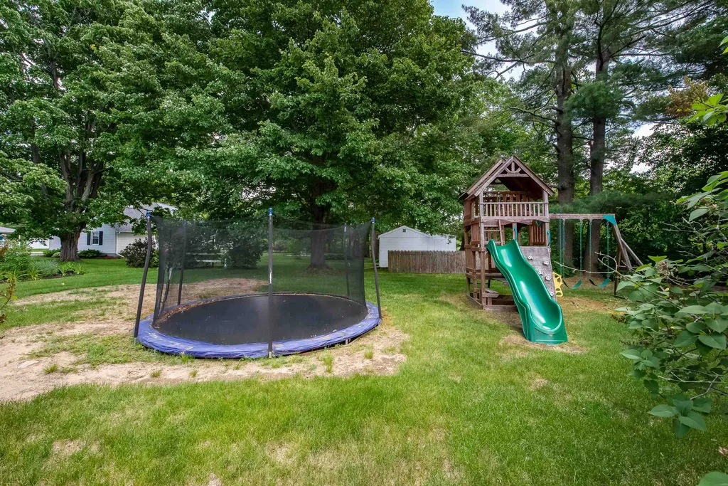 5 Hussey Street Rochester NH 03867
