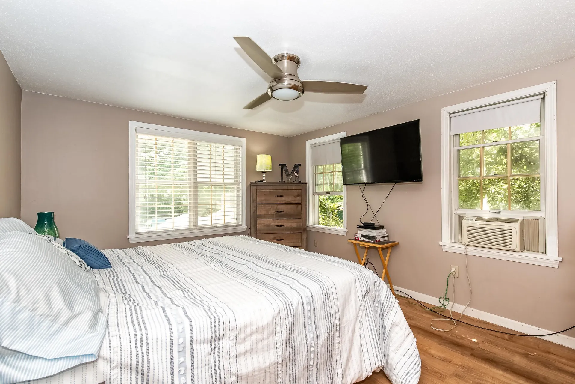 5 Hussey Street Rochester NH 03867