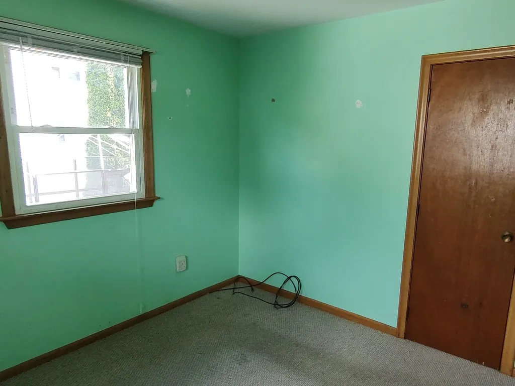 245 Calef Road Manchester NH 03103