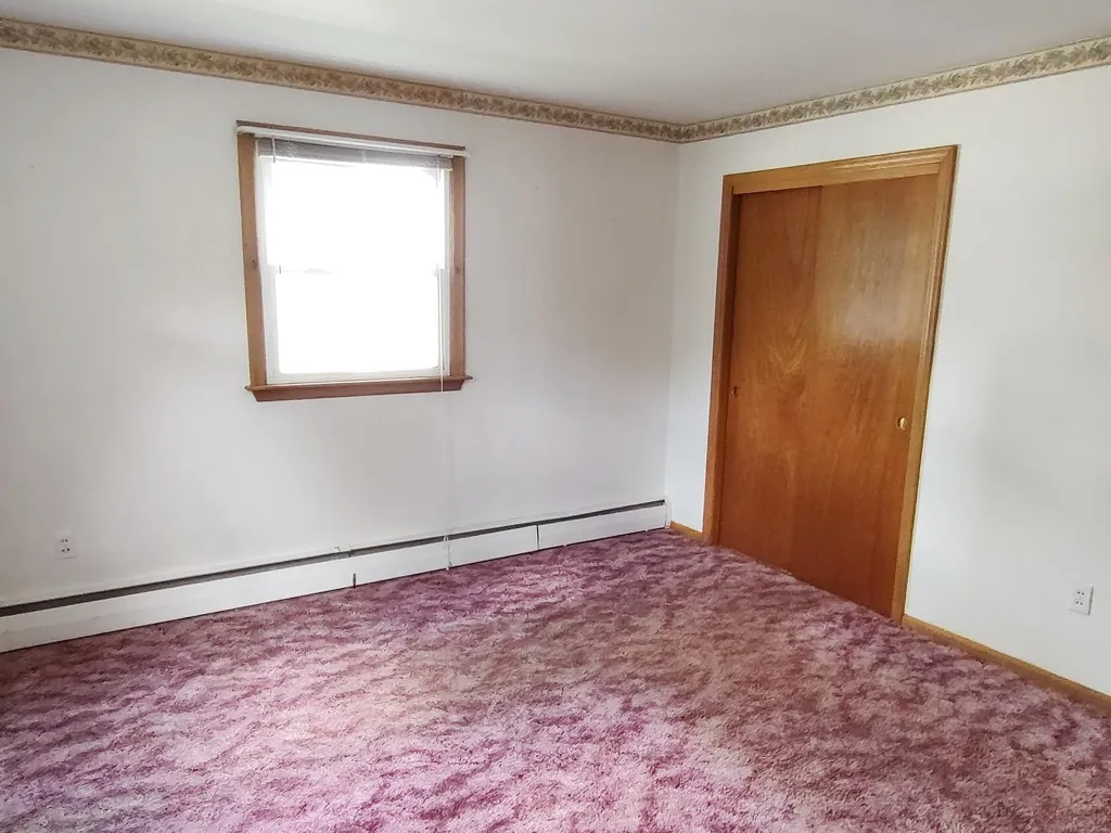 245 Calef Road Manchester NH 03103