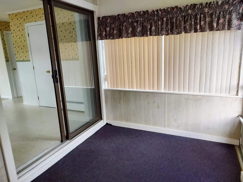 245 Calef Road Manchester NH 03103