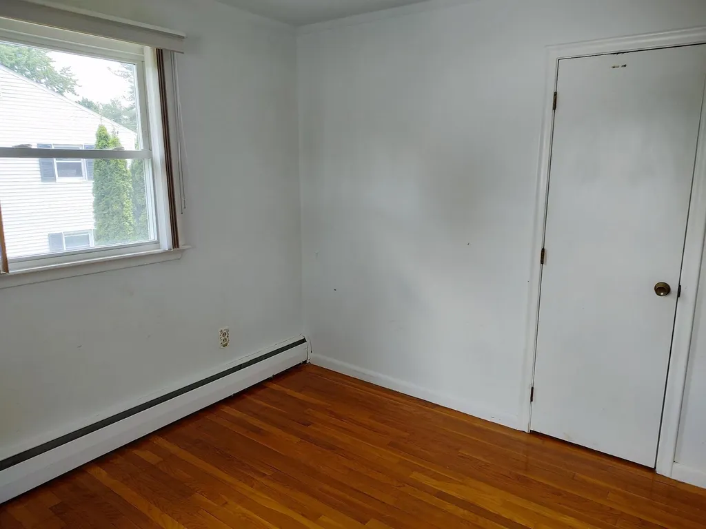 245 Calef Road Manchester NH 03103