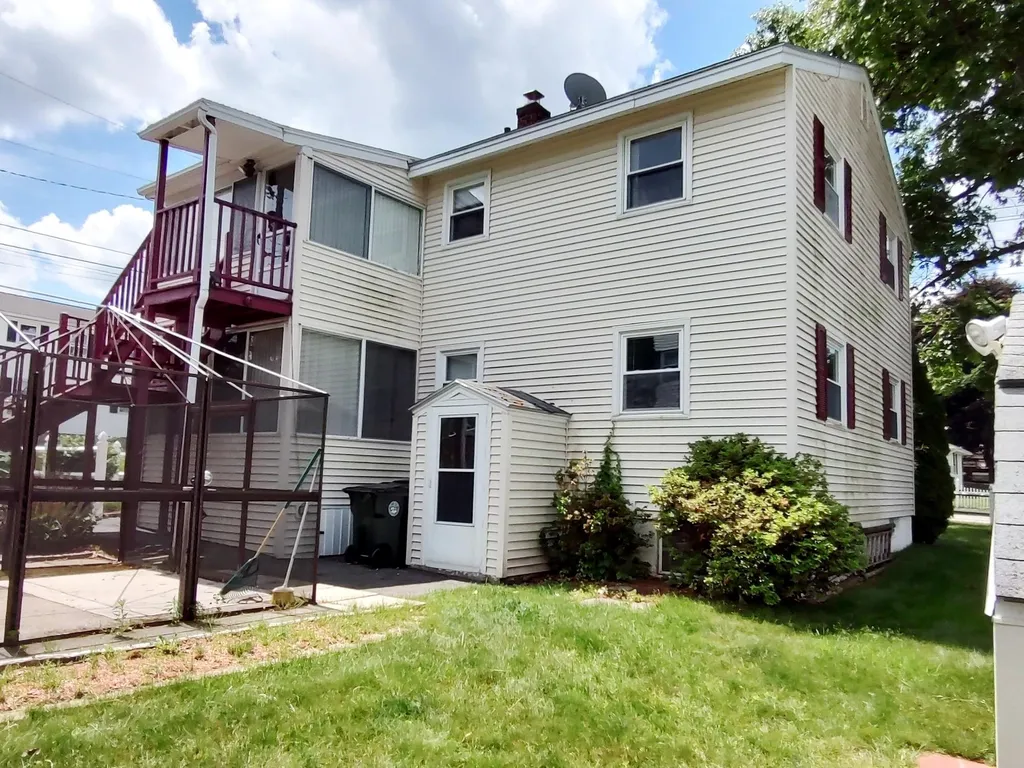 245 Calef Road Manchester NH 03103