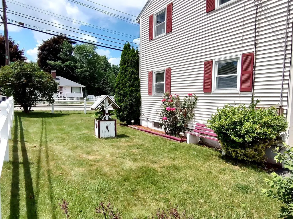 245 Calef Road Manchester NH 03103