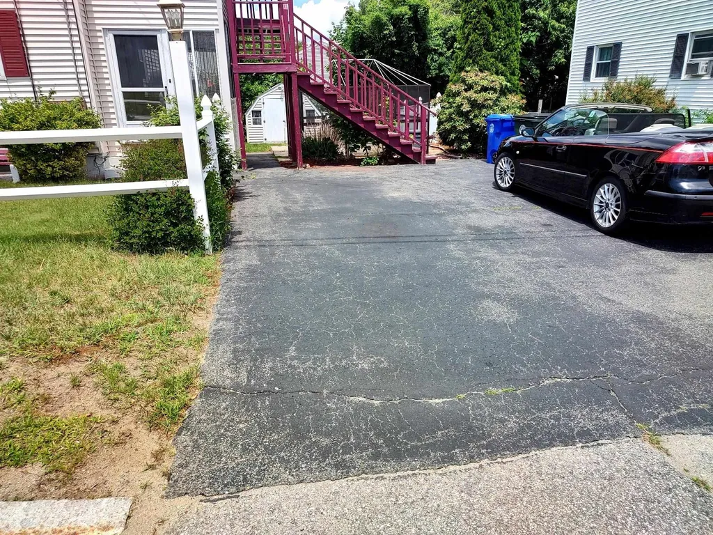 245 Calef Road Manchester NH 03103